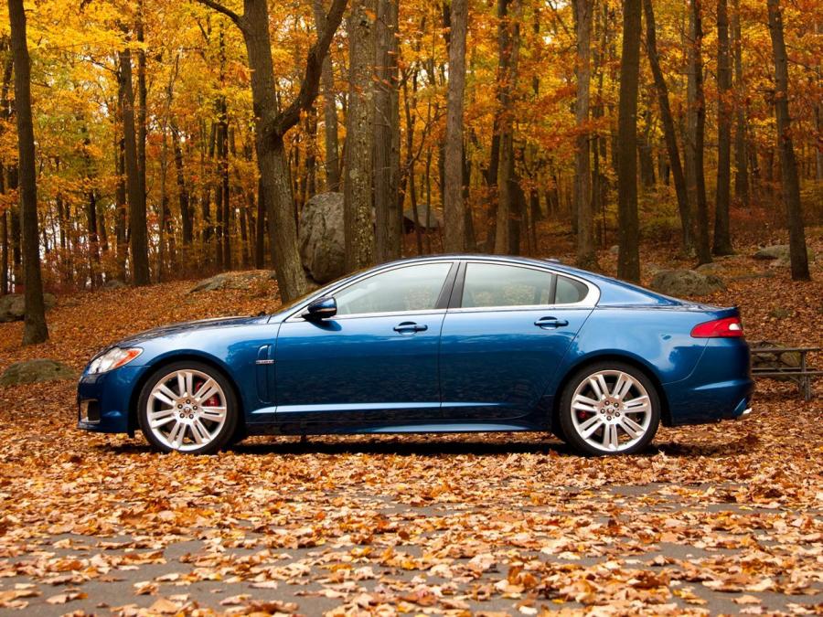  Jaguar XFR 2009 года  (US) (фото 4 из 16)